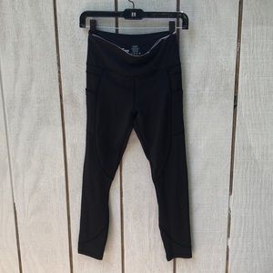 Ziya Light n’ Tight black 7/8 leggings